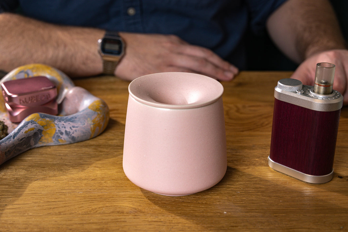Light pink ceramic AVB storage ashtray with lid