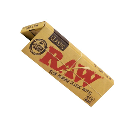 Raw Classic 1¼ Size Rolling Papers | The CBD Hut