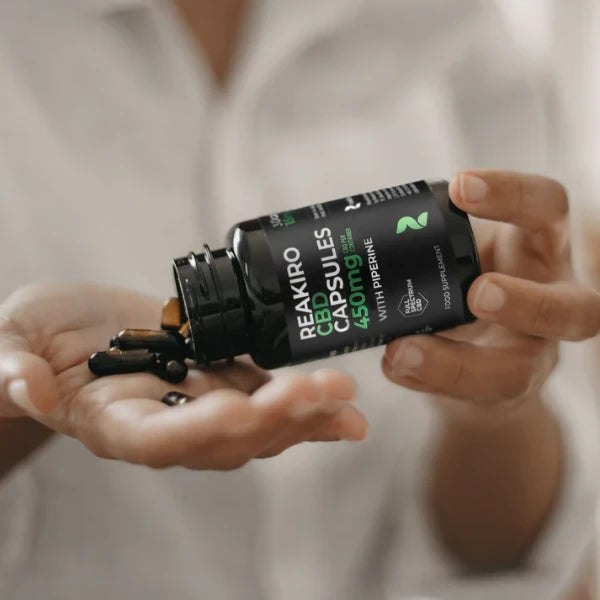 Reakiro 450mg CBD Vegan Piperine Capsules | The CBD Hut